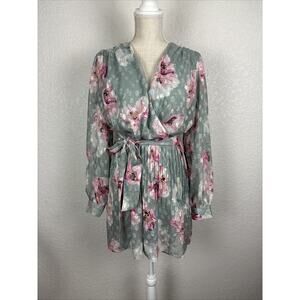 Express Women’s Pleated Wrap Front Romper Size Large Floral Cottagecore Coquette